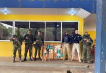 Mulher é presa com Skunk em Ônibus e, no dia seguinte, ligada a uma encomenda com mesas recheadas de Cocaína — Polícia Rodoviária Federal WhatsApp Image 2024-09-05 at 15.19.10.jpeg