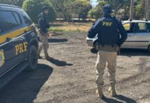 PRF flagra dois veículos com R$ 119 mil em débitos — Polícia Rodoviária Federal 4964a918-d1fa-4ae9-b596-1a02d8d8fe18.jpg