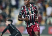 Brasileiro: Flu é eficiente e derrota Fla por 2 a 0 no Maracanã Brasileiro: Flu é eficiente e derrota Fla por 2 a 0 no Maracanã