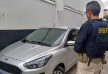 Carro roubado é recuperado em Campos dos Goytacazes — Polícia Rodoviária Federal PRF_08RJ.jpg