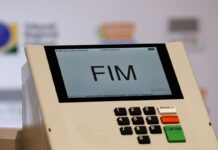 Em 15 capitais, eleitores escolherão prefeitos em segundo turno Em 15 capitais, eleitores escolherão prefeitos em segundo turno