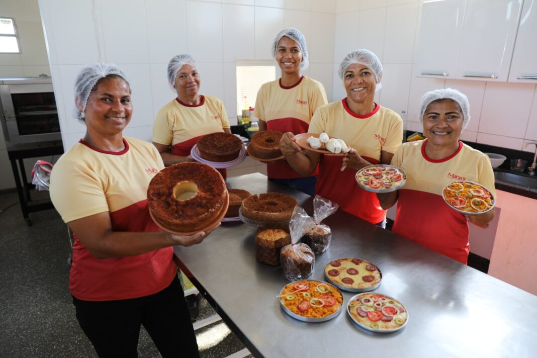 Implantação de agroindústria familiar proporciona aumento de renda para mulheres Logo