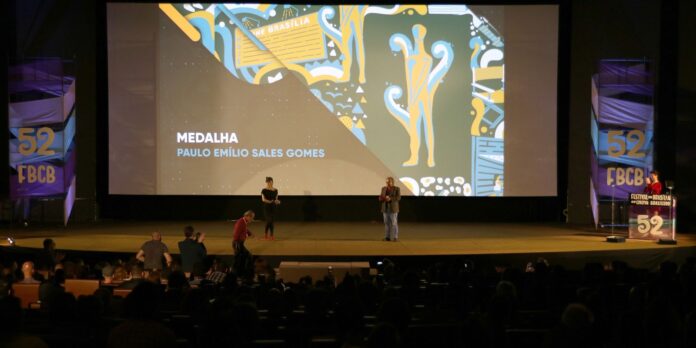 Começa hoje o mais longevo festival de cinema do Brasil