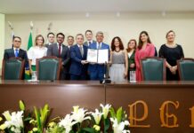 Estado da Bahia promove dez procuradores em cerimônia na PGE Logo