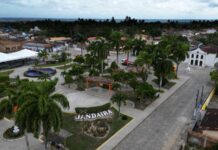 Governo do Estado impulsiona desenvolvimento de Jandaíra com investimentos em infraestrutura e educação Logo