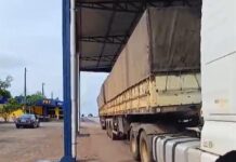 PRF apreende veículo com diversas irregularidades transportando ilegalmente 49 toneladas de soja em Aliança do Tocantins/TO PRF apreende veículo com diversas irregularidades transportando ilegalmente 49 toneladas de soja em Aliança do Tocantins/TO