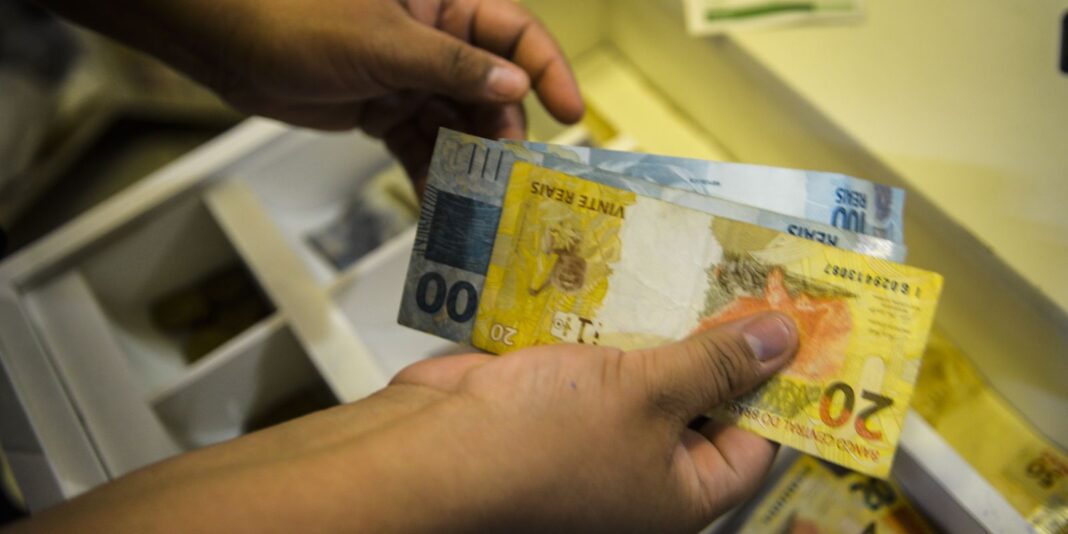 Vendas do Tesouro Direto têm terceiro maior valor mensal da Vendas do Tesouro Direto têm terceiro maior valor mensal da história