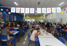 Assistidos de programas sociais da Prefeitura participam de almoço natalino – Secretaria de Comunicação Assistidos de programas sociais da Prefeitura participam de almoço natalino – Secretaria de Comunicação