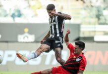 Athletico-PR perde e cai para a Série B do Brasileiro Athletico-PR perde e cai para a Série B do Brasileiro