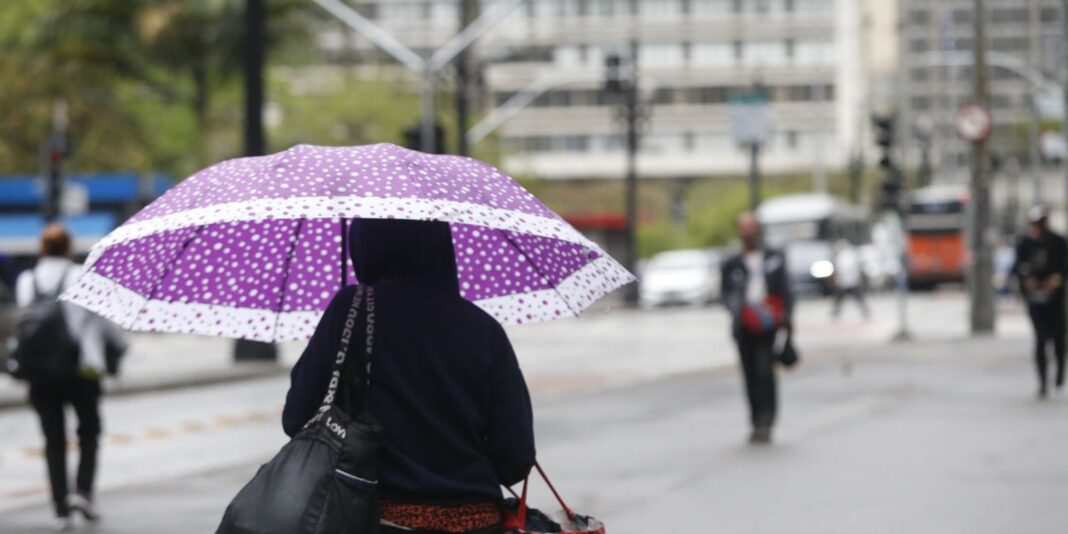 Chuvas fortes devem seguir até o final de semana no Chuvas fortes devem seguir até o final de semana no país