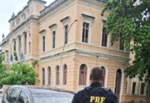 Em Niterói, PRF recupera veículo roubado na Zona Oeste do Rio — Polícia Rodoviária Federal WhatsApp Image 2024-12-27 at 16.37.08.jpeg