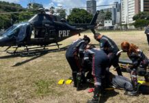 Homem cai de imóvel em construção e é resgatado de helicóptero em Porto de Galinhas — Polícia Rodoviária Federal Homem cai de imóvel em construção e é resgatado de helicóptero em Porto de Galinhas