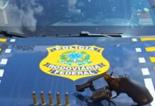 PRF apreende arma de fogo durante abordagem em Plácido de Castro/AC. — Polícia Rodoviária Federal WhatsApp Image 2024-12-05 at 09.25.25.jpeg