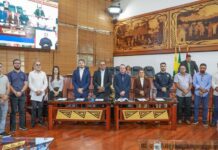 PRF participa de audiência pública na ALEAC sobre logística e economia no Acre do Porto de Chancay. — Polícia Rodoviária Federal WhatsApp Image 2024-12-06 at 13.16.30.jpeg