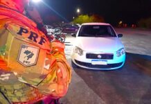 PRF prende dupla por porte ilegal de arma de fogo na BR 101 em Alagoinhas (BA) — Polícia Rodoviária Federal carro 307.jpeg