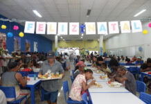 Restaurantes Populares de Salvador promovem almoço natalino para 4,4 mil assistidos – Secretaria de Comunicação Restaurantes Populares de Salvador promovem almoço natalino para 4,4 mil assistidos – Secretaria de Comunicação