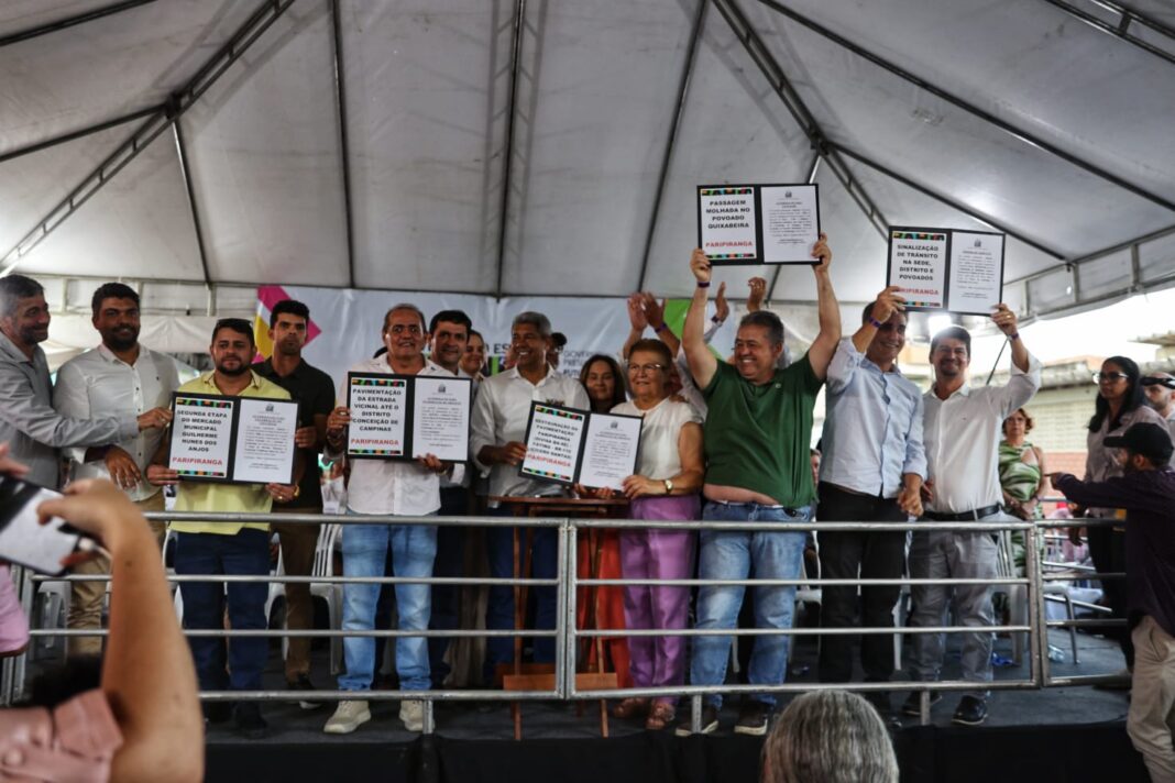 “Temos direito a coisas boas”, garante Jerônimo Rodrigues durante entrega Logo