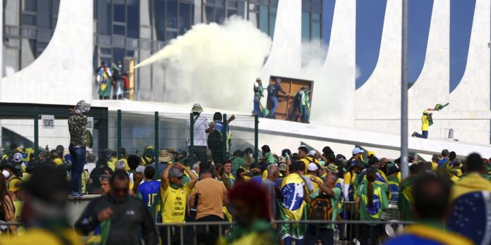 Abraço à democracia marcará, no dia 8, dois anos da tentativa de golpe