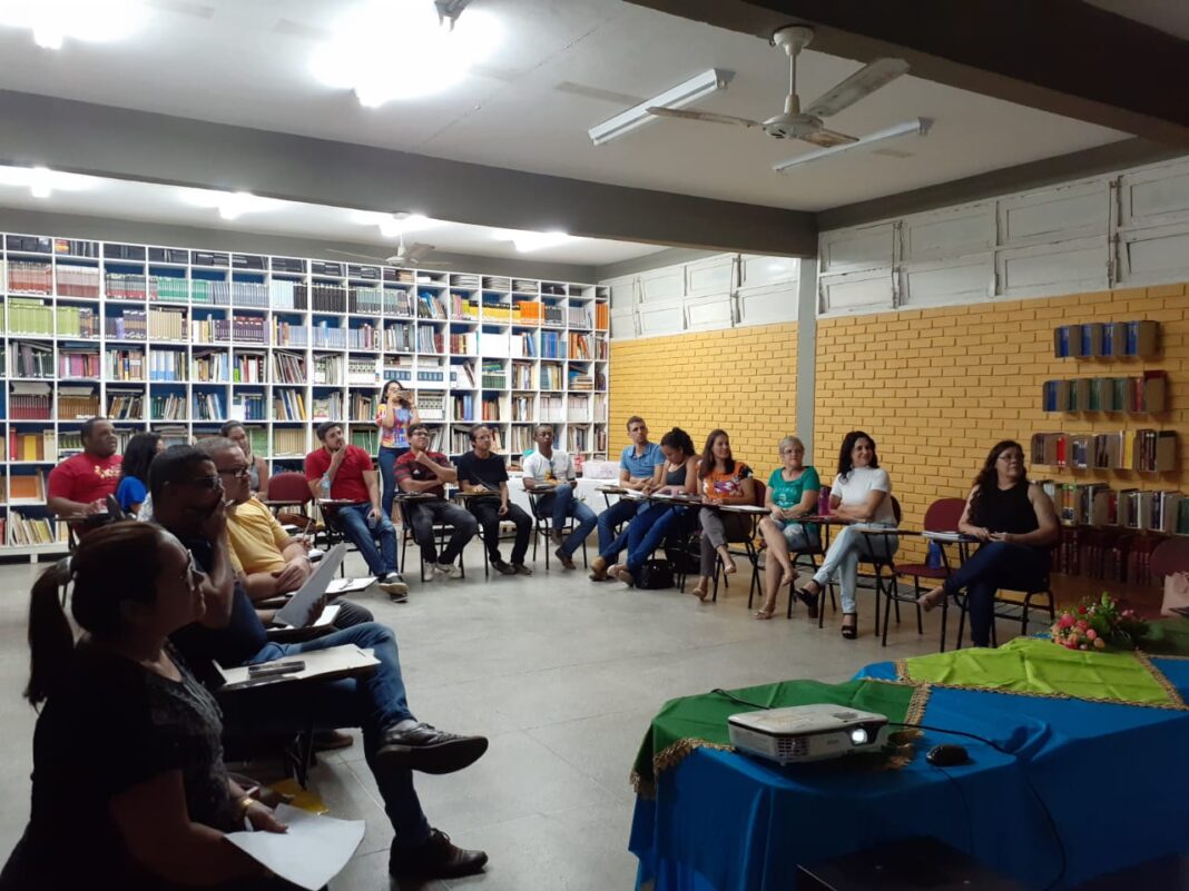 Janeiro Branco chama atenção da comunidade escolar para os cuidados Logo