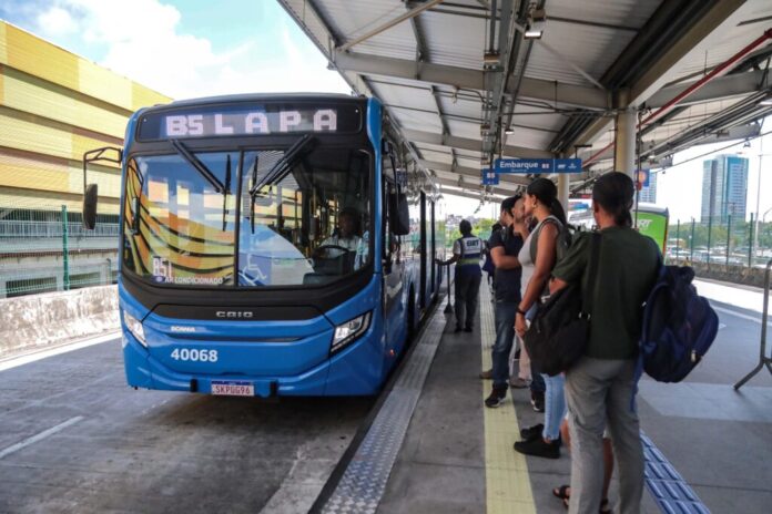 BRT terá operação especial para Palhaços do Rio Vermelho no sábado (15) – Secretaria de Comunicação