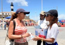 Limpurb promove conscientização ambiental nas praias de Salvador – Secretaria de Comunicação Limpurb promove conscientização ambiental nas praias de Salvador – Secretaria de Comunicação