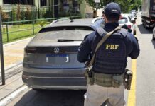 Mulher é flagrada com carro furtado na Região Sul Fluminense — Polícia Rodoviária Federal IMG-20250220-WA0081.jpg