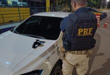 PRF apreende carro clonado e encontra arma de fogo em Atílio Vivácqua — Polícia Rodoviária Federal WhatsApp Image 2025-02-24 at 23.19.56.jpeg