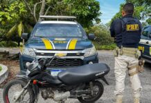 PRF recupera motocicleta roubada durante fiscalização na BR-316, em Capanema/PA — Polícia Rodoviária Federal WhatsApp Image 2025-02-12 at 10.24.59.jpeg