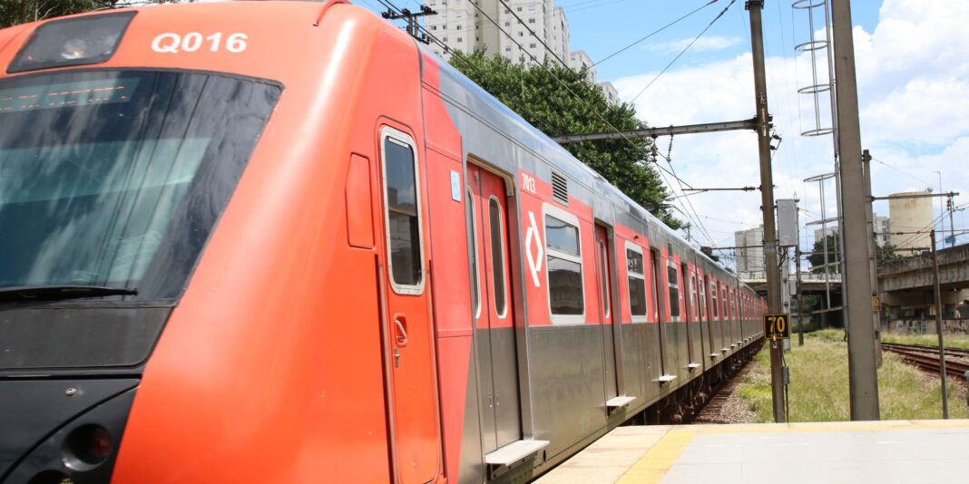 Governo de São Paulo privatiza três linhas de trens da Governo de São Paulo privatiza três linhas de trens da CPTM