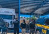 PRF apreende 150 kg de skunk e armas de Fogo em Humaitá/AM — Polícia Rodoviária Federal c6a1c57a-4d96-4890-89d3-a87d265476fa.jpg