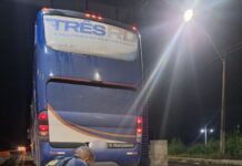 PRF apreende iPhones, eletrônicos e vinhos de origem estrangeira em ônibus na BR 230 em Floriano — Polícia Rodoviária Federal WhatsApp Image 2025-03-18 at 09.36.52.jpeg