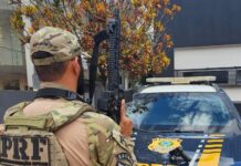 PRF flagra condutor com porte ilegal de arma de fogo na BR-317, em Epitaciolândia/AC — Polícia Rodoviária Federal Imagem do WhatsApp de 2025-03-01 à(s) 13.30.20_9ccce2da.jpg