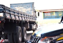 PRF recolhe veículo com escapamento ‘desviado’ em Feira de Santana; veja vídeo — Polícia Rodoviária Federal DSC_0110.JPG