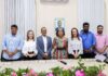 Prefeitura de Santo Antônio de Jesus recebeu a visita da rainha Diambi Kabatusuila, representante do grupo Bakwa Luntu – Prefeitura de Santo Antônio de Jesus – BA Prefeitura de Santo Antônio de Jesus recebeu a visita da rainha Diambi Kabatusuila, representante do grupo Bakwa Luntu – Prefeitura de Santo Antônio de Jesus - BA