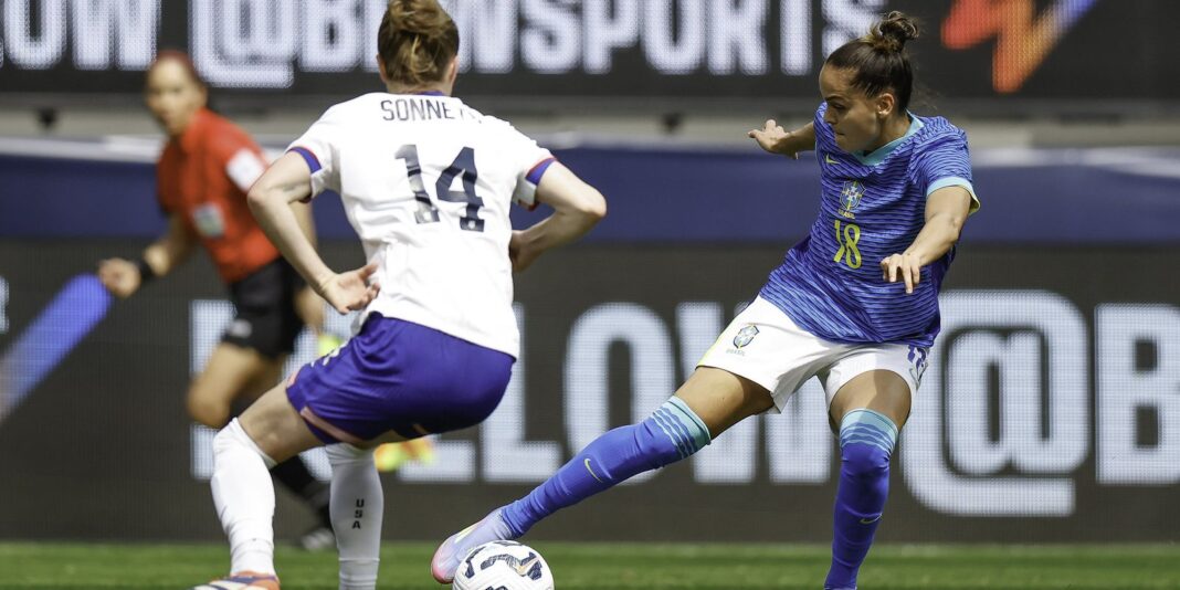 Em 1º amistoso do ano, seleção feminina perde por 2 Em 1º amistoso do ano, seleção feminina perde por 2 a 0 para os EUA