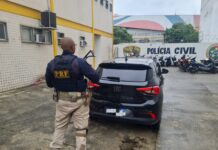 Motorista de aplicativo é preso com carro roubado no RJ — Polícia Rodoviária Federal IMG-20250425-WA0095.jpg