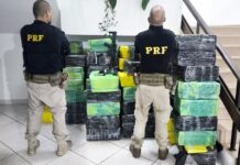 PRF apreende armas e quase três toneladas de maconha na BR-040 — Polícia Rodoviária Federal PRF5DEL_RJ_01.jpg
