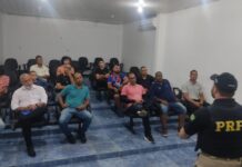 Ação educativa do Maio Amarelo é realizada pela PRF em Simões Filho (BA) — Polícia Rodoviária Federal WhatsApp Image 2025-05-24 at 06.45.54.jpeg