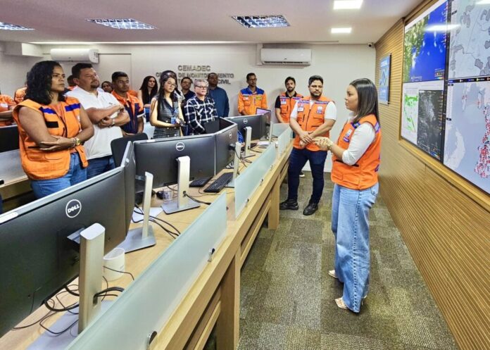 Defesas Civis da RMS participam de capacitação na Codesal – Secretaria de Comunicação