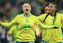 Dudinha brilha e seleção feminina derrota Japão no frio paulistano Dudinha brilha e seleção feminina derrota Japão no frio paulistano