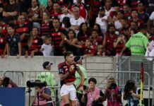 Fla derrota LDU e fica perto da vaga nas oitavas da Libertadores Fla derrota LDU e fica perto da vaga nas oitavas da Libertadores