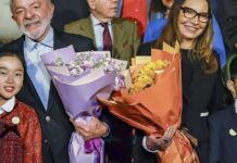 Lula se reúne com empresários chineses em Pequim Lula se reúne com empresários chineses em Pequim