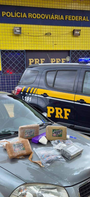 PRF apreende drogas escondidas em compartimento oculto e prende homem WhatsApp Image 2025-05-13 at 12.12.10.jpeg