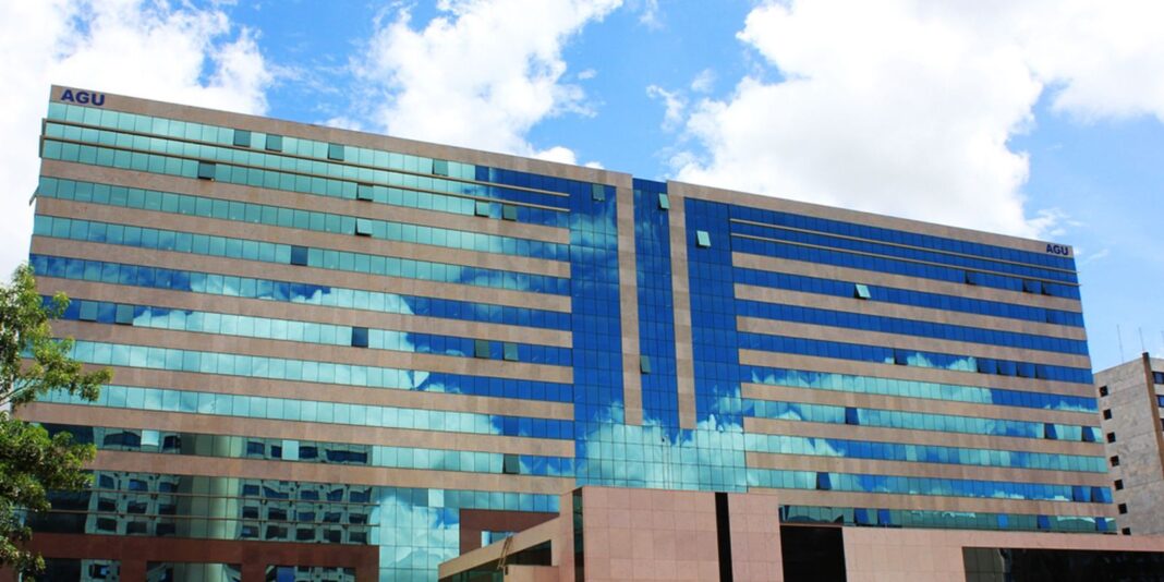 Plataformas retiram postagens falsas após serem acionadas pela AGU