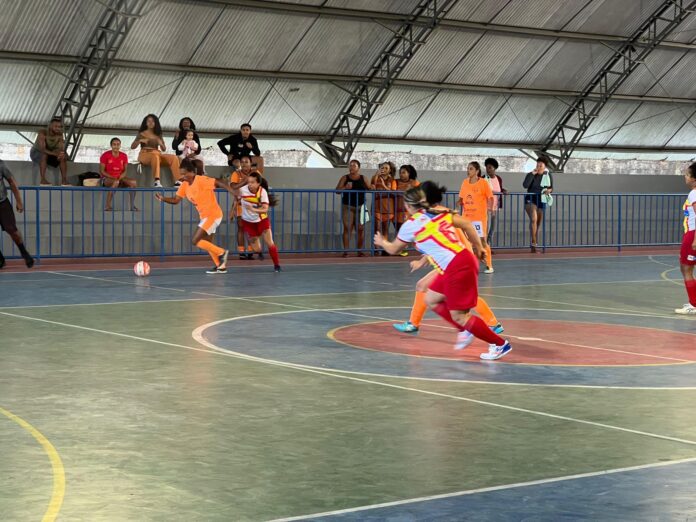 Prefeitura de Santo Antônio de Jesus realizou o Torneio Cidade das Palmeiras de Futsal Feminino – Prefeitura de Santo Antônio de Jesus - BA