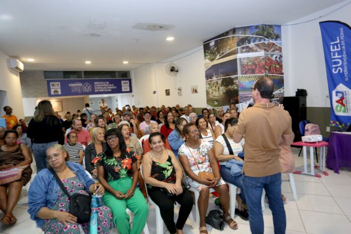 Prefeitura de Santo Antônio de Jesus realizou sorteio para divisão de barracas no novo Galpão de Confecções da Feira Livre – Prefeitura de Santo Antônio de Jesus - BA