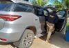 Caminhonete de luxo roubada em Minas Gerais é recuperada pela PRF em Serra Talhada — Polícia Rodoviária Federal Caminhonete de luxo roubada em Minas Gerais é recuperada pela PRF em Serra Talhada