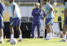 Carlo Ancelotti comanda o primeiro treino da seleção brasileira Carlo Ancelotti comanda o primeiro treino da seleção brasileira