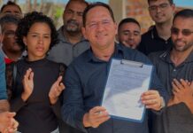 Prefeito de Muniz Ferreira assina ordens de serviço para obras de pavimentação no Minha Casa Minha Vida e Taitinga Ville