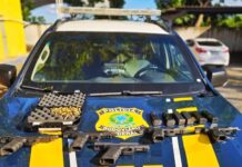 PRF apreende armas e munições de uso restrito em ônibus interestadual — Polícia Rodoviária Federal WhatsApp Image 2025-06-17 at 17.20.29.jpeg